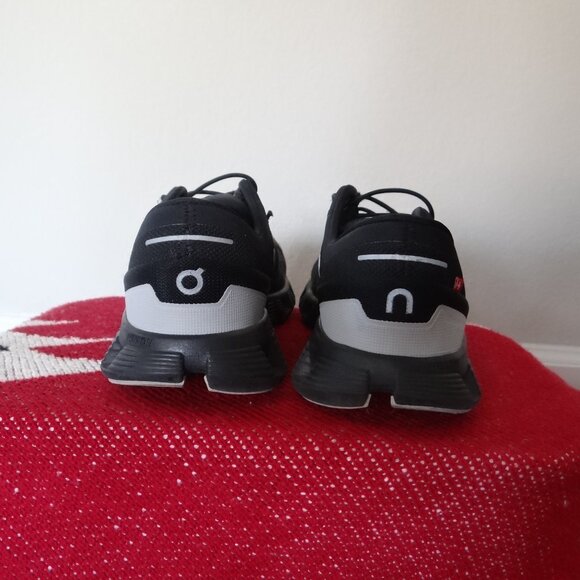 On Cloud 5 Running Shoe Size 7.5 Womens - Picture 2 of 5